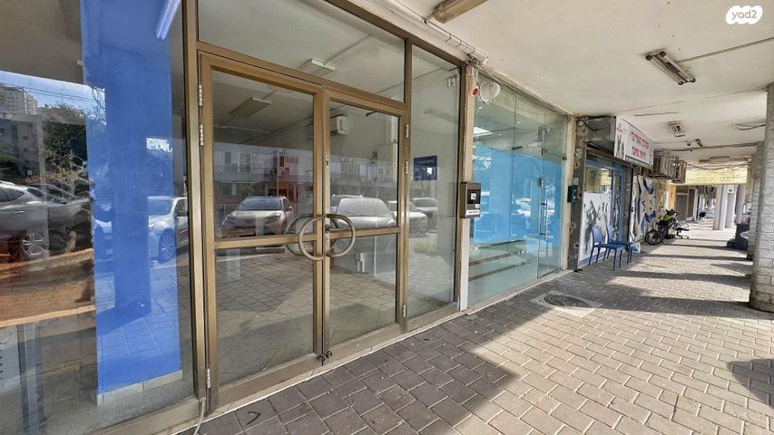 חנויות/ שטח מסחרי, הרצל, עצמאות יוספטל, בת ים