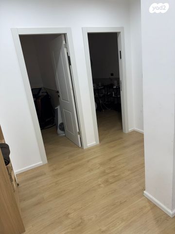 חנויות/ שטח מסחרי, אליהו קורן, חומת שמואל, הר חומה, ירושלים