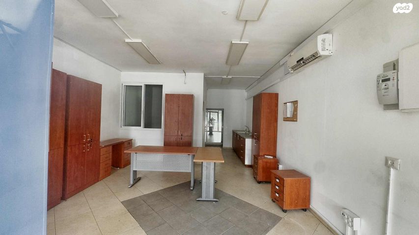 חנויות/ שטח מסחרי, הרצל, עצמאות יוספטל, בת ים