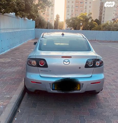 מאזדה 3