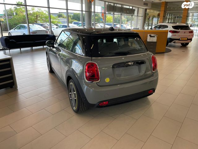 מיני קופר SE (חשמלית)