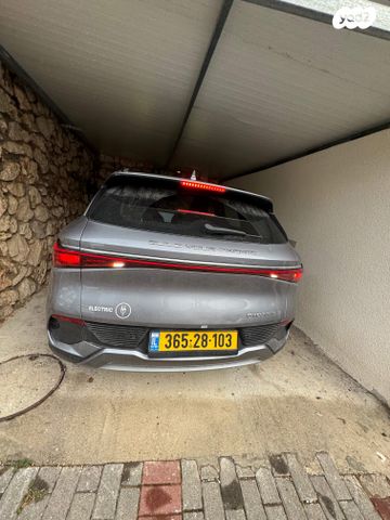 בי.ווי.די אטו 3