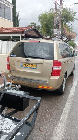 מודעת רכב קיה קרניבל