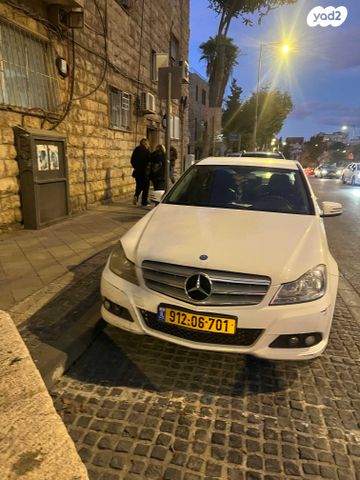 מודעת רכב מרצדס-בנץ C-class