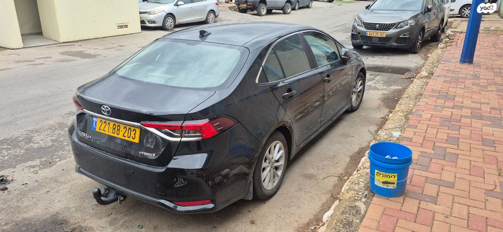 טויוטה קורולה