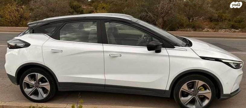 ג׳ילי Geometry C