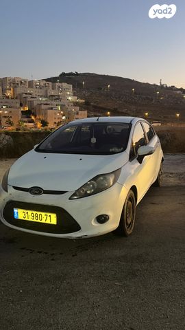 מודעת רכב פורד פיאסטה