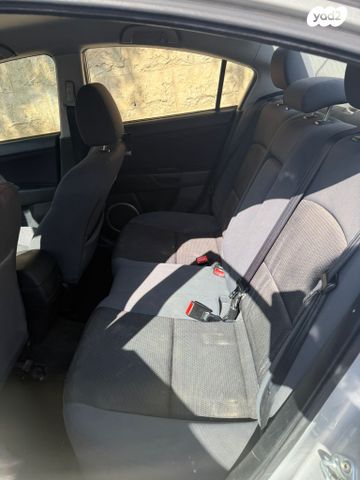 מודעת רכב מאזדה 3