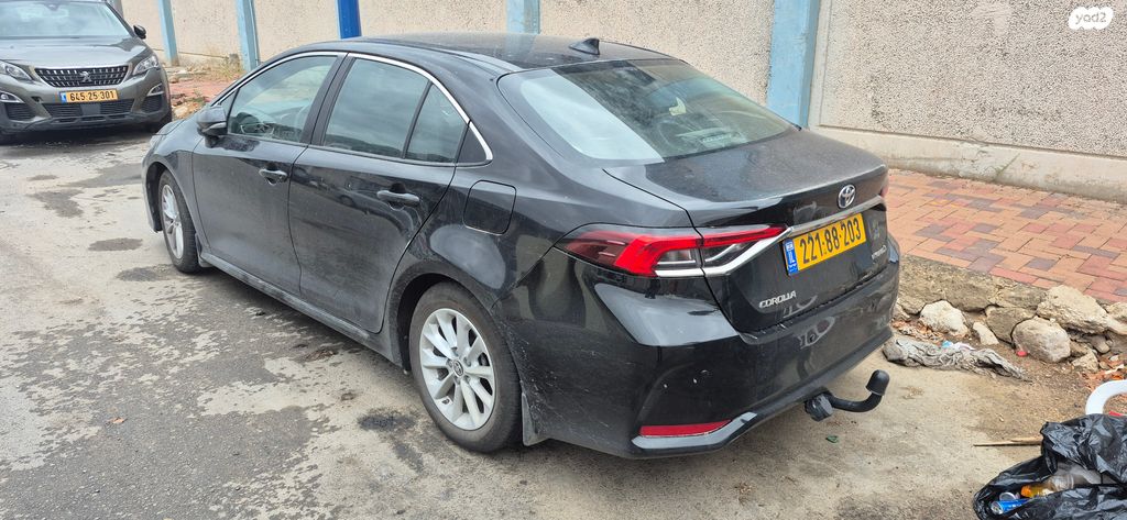 טויוטה קורולה
