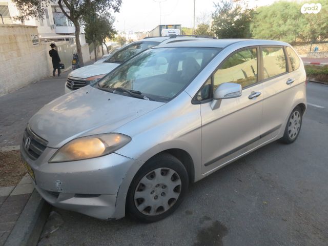 מודעת רכב הונדה FR-V