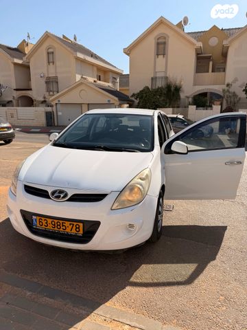 מודעת רכב יונדאי i20