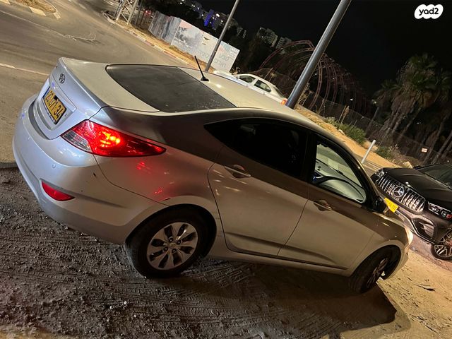 יונדאי אקסנט i25