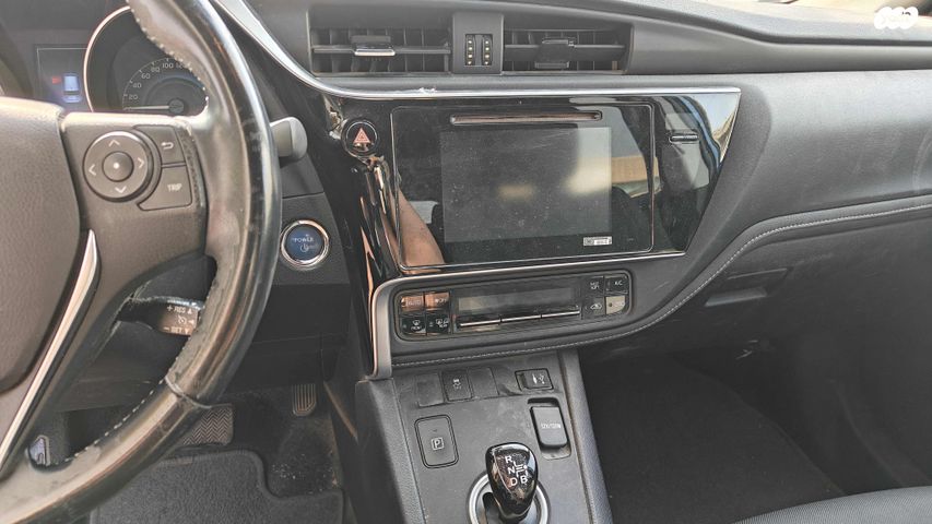 טויוטה אוריס