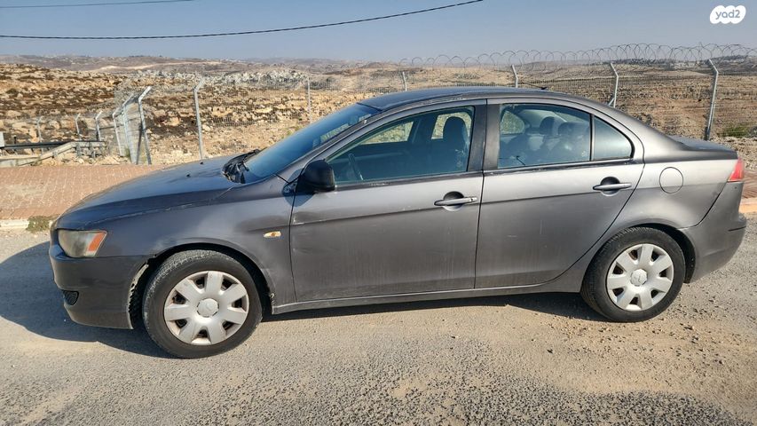 מיצובישי לנסר