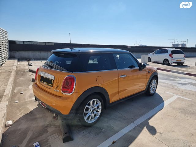 מודעת רכב מיני קופר