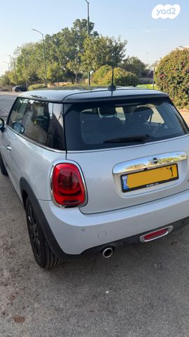 מודעת רכב מיני קופר