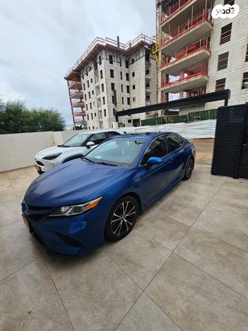 מודעת רכב טויוטה קאמרי