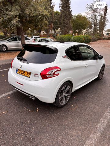 מודעת רכב פיג'ו 208