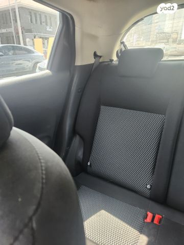 מודעת רכב ניסאן ג'וק