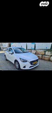 מודעת רכב מאזדה 2