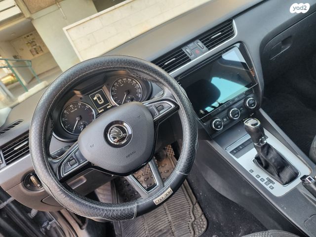 סקודה אוקטביה 