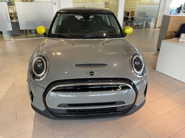 מודעת רכב מיני קופר SE (חשמלית)