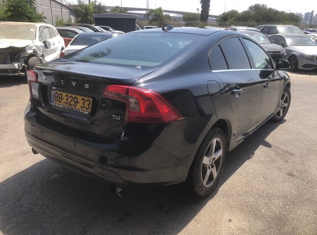 וולוו S60