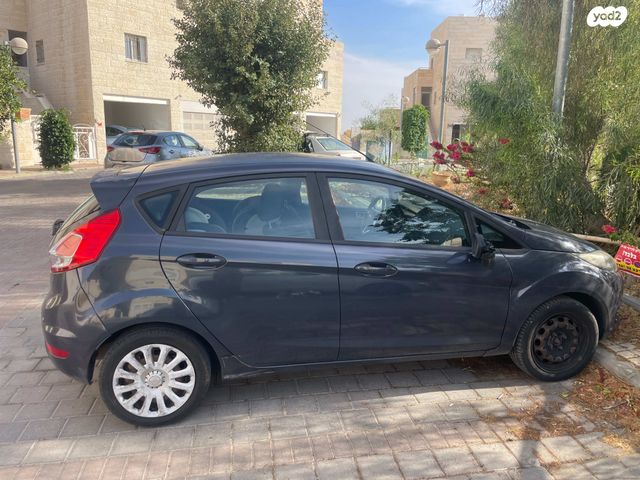 מודעת רכב פורד פיאסטה