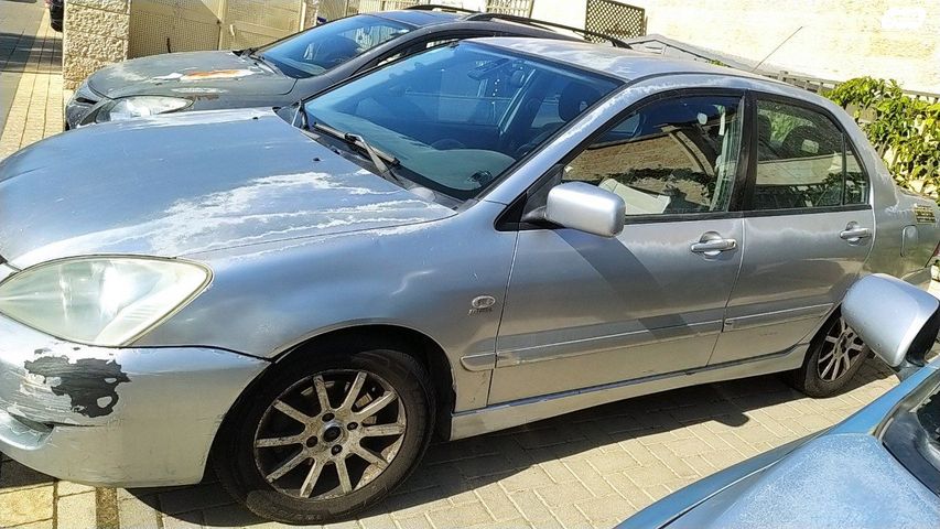 מודעת רכב מיצובישי לנסר