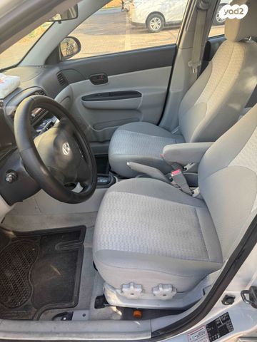 יונדאי אקסנט i25