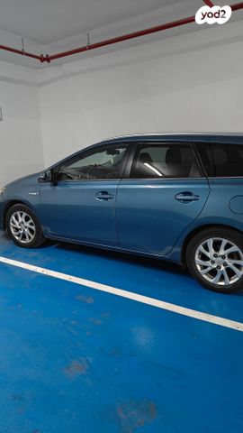 טויוטה אוריס