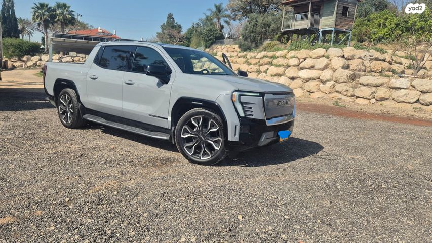 סיירה EV   Denali Max Range חשמלי אוט׳ (760 כ״ס)