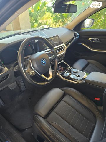 מודעת רכב ב מ וו סדרה 3