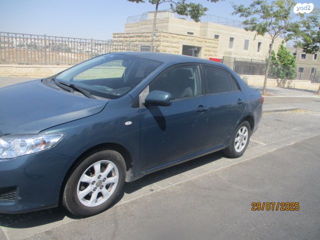 טויוטה קורולה