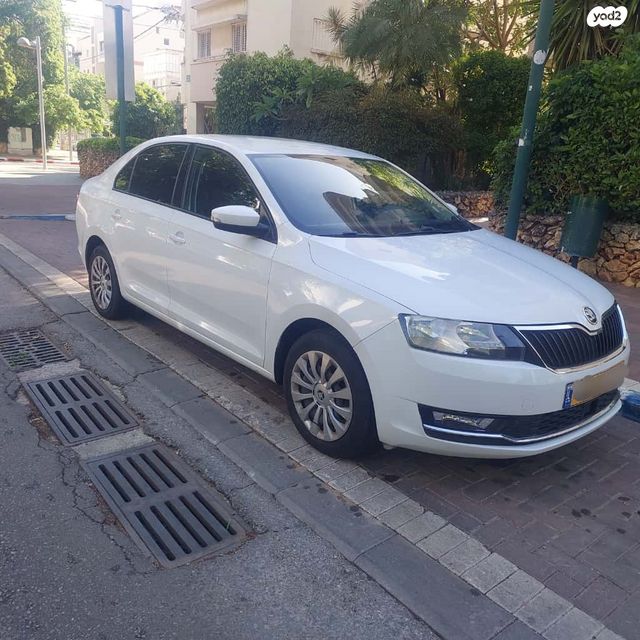מודעת רכב סקודה ראפיד