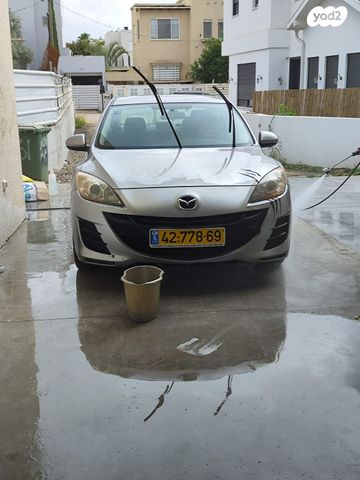 מודעת רכב מאזדה 3