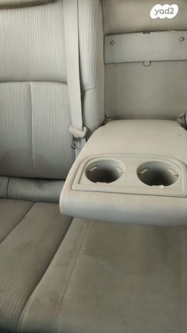 סובארו B4/לגאסי