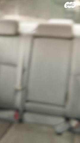 סובארו B4/לגאסי