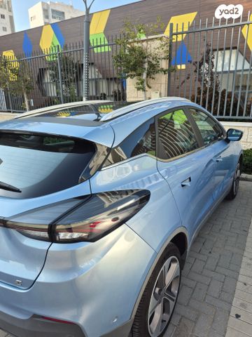 ג׳ילי Geometry C