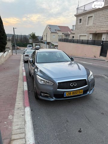 אינפיניטי Q50