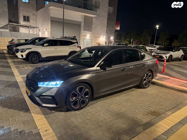 סקודה אוקטביה