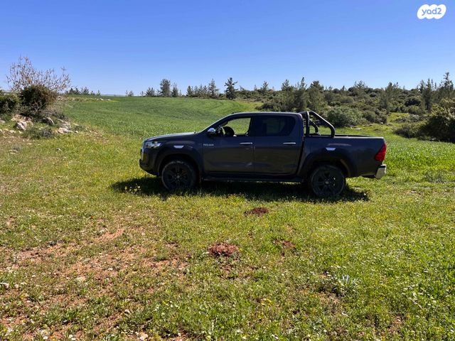 טויוטה היילקס