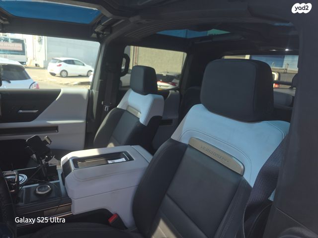 ג'י.אם.סי האמר EV