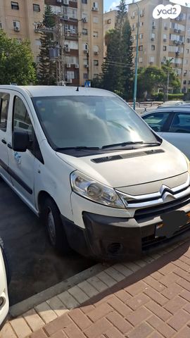 מודעת רכב סיטרואן ג'אמפי