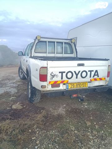 טויוטה היילקס