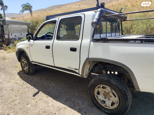 טויוטה היילקס