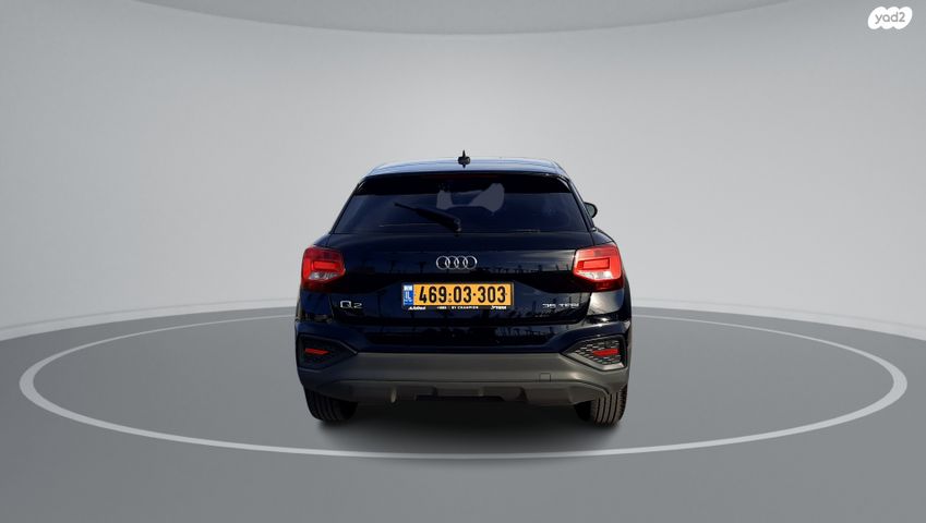 אאודי Q2