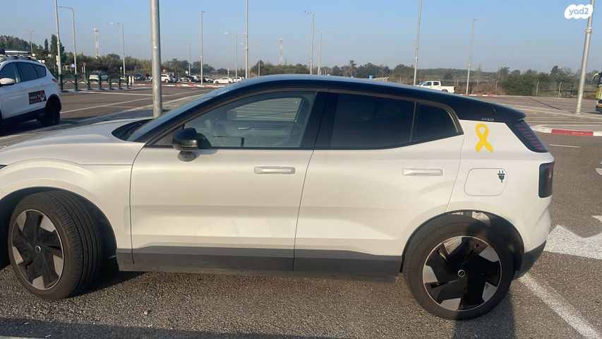 מודעת רכב וולוו EX30