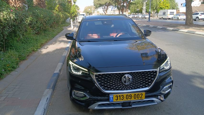 מודעת רכב אם ג'י EHS PHEV