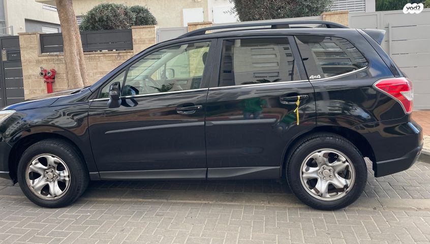 סובארו פורסטר